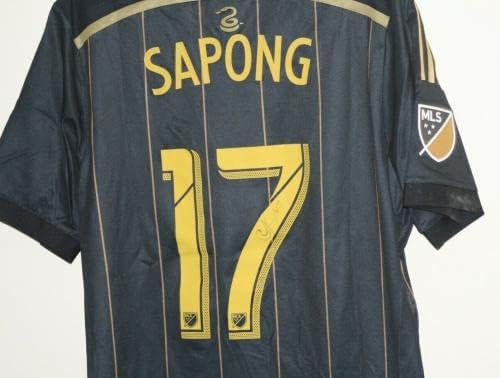 בערך 2015 C.J. Sapong, איחוד פילדלפיה חתום והאמין במשחק ג'רזי - גופיות כדורגל עם חתימה